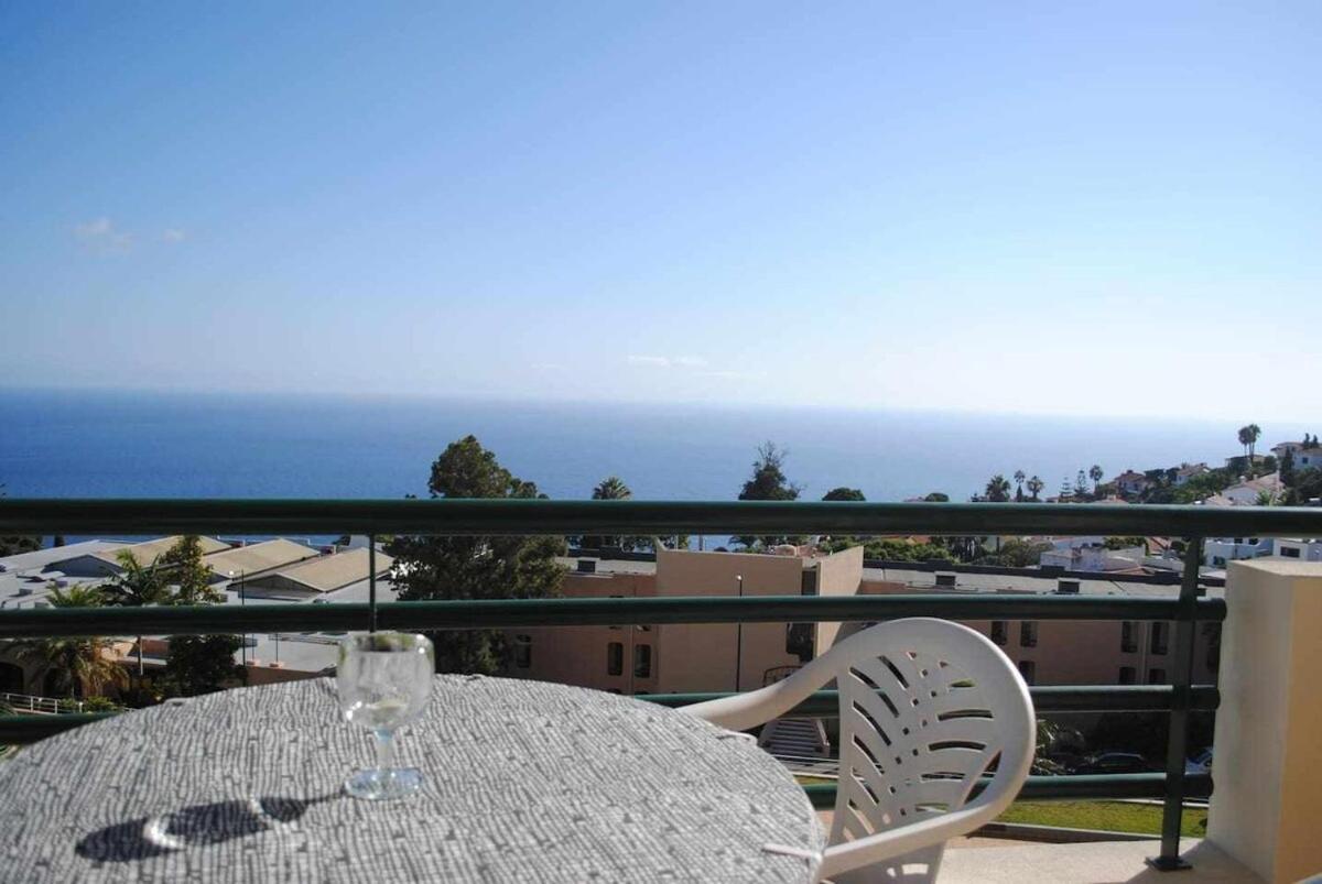 Pia'S Place - Apt With Sea View Canico  Luaran gambar